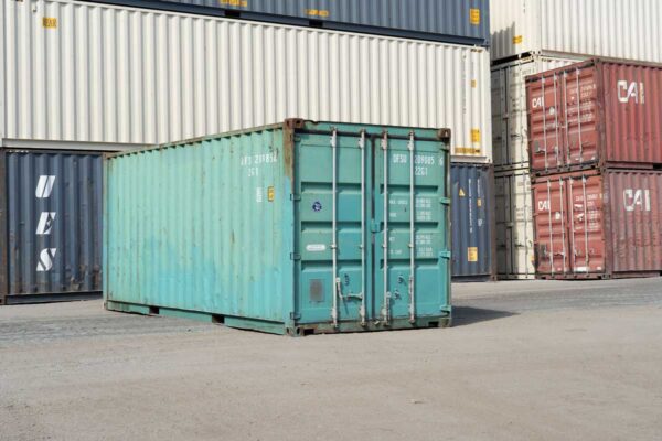 20-foot shipping container, standard - front 3/4, angle