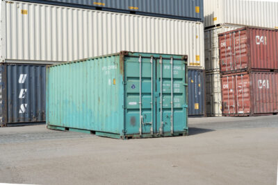 20-foot shipping container, standard - front 3/4, angle